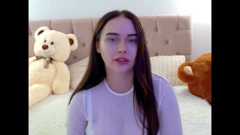 Snapshot of lilliana_moon chatting on September 20, 7:09 am lilliana_moon online show from September 20, 7:09 am