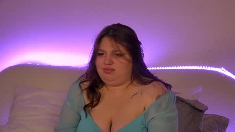 LillianHaig online show from February 6, 8:34 pm