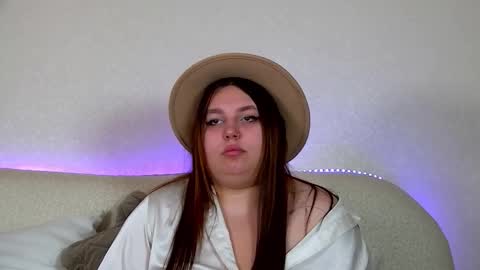 LillianHaig online show from October 9, 7:12 pm