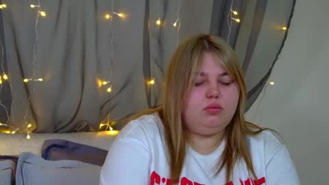 LillianHaig online show from November 16, 6:41 am