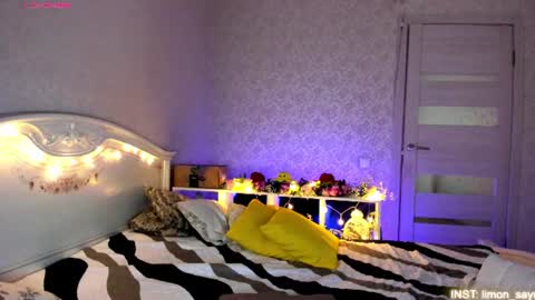 LilliMoore online show from July 14, 12:24 am