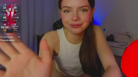 Snapshot of lillly_meow_ chatting on April 15, 7:58 pm Lilia online show from April 15, 7:58 pm