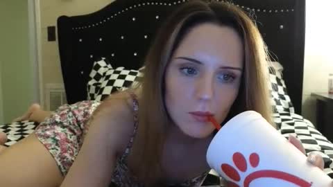 Snapshot of lilly_adams88 chatting on May 30, 2:41 am lilly_adams88 online show from May 30, 2:41 am