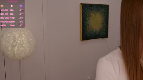 Lilly Colins online show from February 8, 5:50 pm