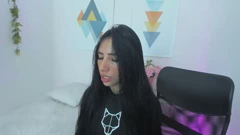 Snapshot of lilly_denson8 chatting on November 8, 3:34 pm Sweety Lilly Love online show from November 8, 3:34 pm