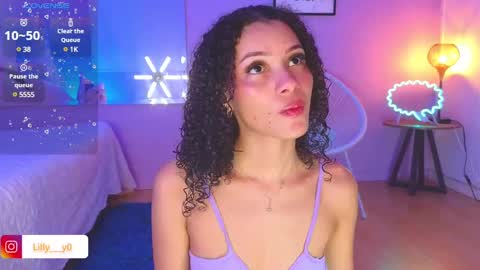 Snapshot of lilly_dollss chatting on January 24, 2:19 pm Sofia online show from January 24, 2:19 pm