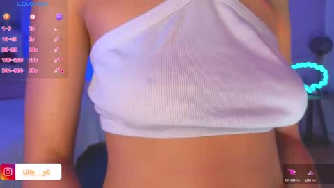 Snapshot of lilly_dollss chatting on February 18, 5:42 pm Sofia online show from February 18, 5:42 pm