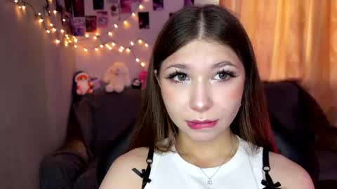 Snapshot of lilly_lilithh chatting on June 29, 3:13 am Lilith online show from June 29, 3:13 am
