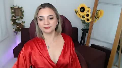 Lilly online show from June 26, 9:19 pm