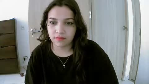 Sey - Lilly  online show from February 19, 3:41 pm
