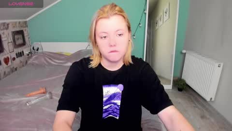 Snapshot of lillydepp chatting on January 7, 1:46 pm Lilly Depp online show from January 7, 1:46 pm