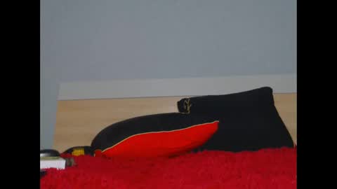 lillyerikson online show from February 9, 9:49 pm