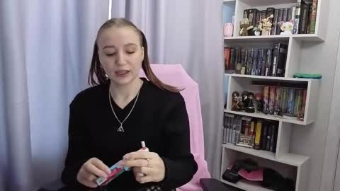 LillyFan X online show from September 15, 4:23 am