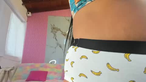 Snapshot of lillyy16 chatting on June 26, 11:03 am lillyy16 online show from June 26, 11:03 am