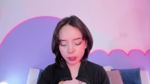 Snapshot of lilou_albrecht chatting on January 16, 2:19 pm Lilou online show from January 16, 2:19 pm