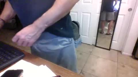 lilpackage69 online show from February 15, 3:25 am