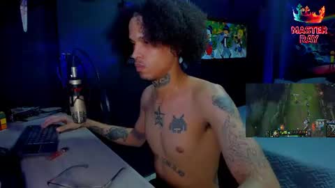 Snapshot of lilray99 chatting on July 15, 12:27 am ONLYFANS online show from July 15, 12:27 am