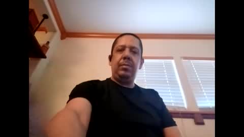 Snapshot of lilsancho409 chatting on March 24, 11:32 pm lilsancho409 online show from March 24, 11:32 pm