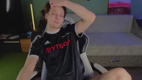 lilteddyboy online show from March 4, 8:48 pm