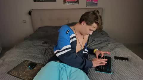 lilteddyboy online show from June 13, 6:39 pm