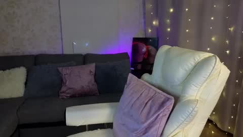 Lilu online show from February 26, 2:48 am