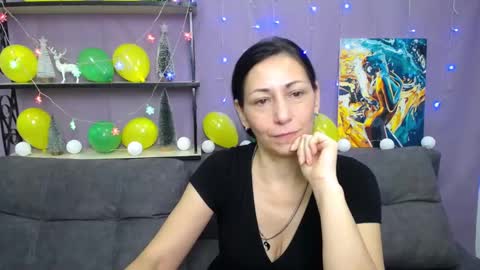 lilugrants online show from January 12, 7:10 pm