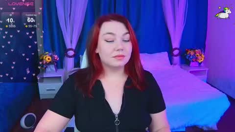 Snapshot of lilumytrend chatting on November 18, 12:31 pm Lilu online show from November 18, 12:31 pm