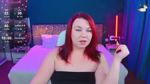 Snapshot of lilumytrend chatting on November 26, 12:06 pm Lilu online show from November 26, 12:06 pm