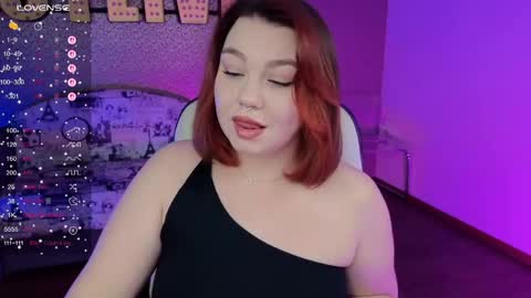 Lilu online show from May 5, 12:02 pm