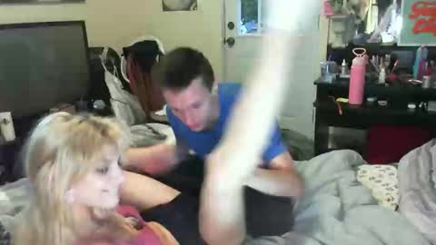 Snapshot of lilvioletxxx chatting on September 20, 10:55 pm Little Violet online show from September 20, 10:55 pm