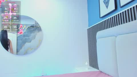  lily  online show from June 5, 6:52 am
