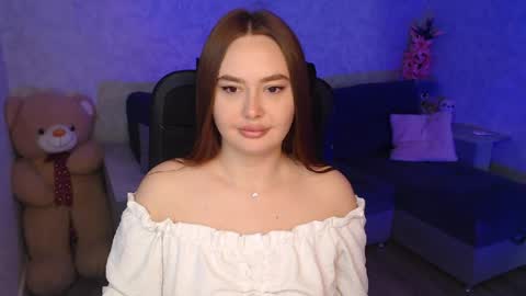 Snapshot of lily_baker_ chatting on June 22, 7:16 am lily_baker_ online show from June 22, 7:16 am
