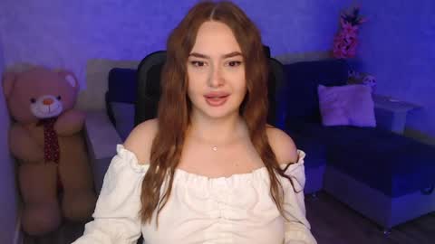 Snapshot of lily_baker_ chatting on June 27, 7:46 am lily_baker_ online show from June 27, 7:46 am