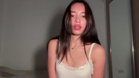 Lily online show from June 7, 7:17 pm