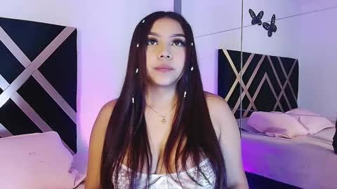 Snapshot of lily_evaans_ chatting on October 8, 4:10 am Lily Evans online show from October 8, 4:10 am