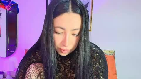 just lily online show from May 16, 11:46 pm