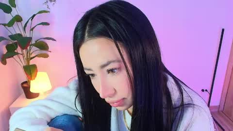 just lily online show from June 4, 10:16 pm