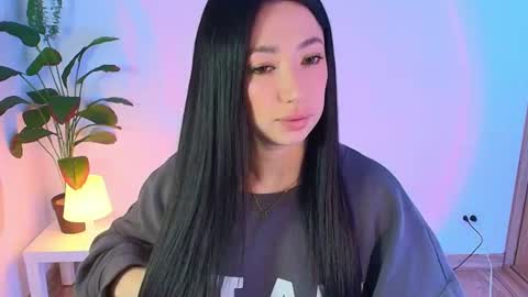 just lily online show from June 17, 12:24 am