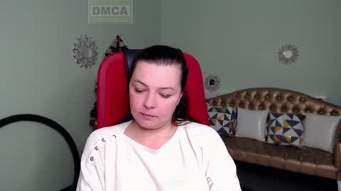 Lily online show from December 30, 5:58 am