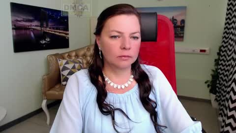 Snapshot of lily_flower7_ chatting on May 24, 5:12 am Lily online show from May 24, 5:12 am