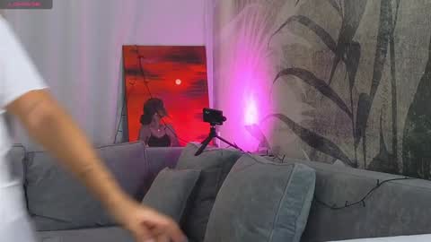 Lily online show from December 23, 2:28 pm