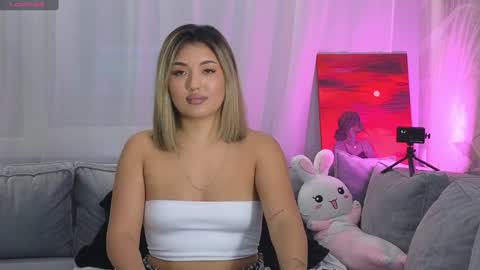 Lily online show from January 17, 3:32 pm