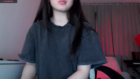 Lily Litle online show from February 24, 8:51 pm