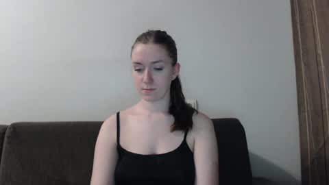 lily_love_x online show from February 26, 2:48 am