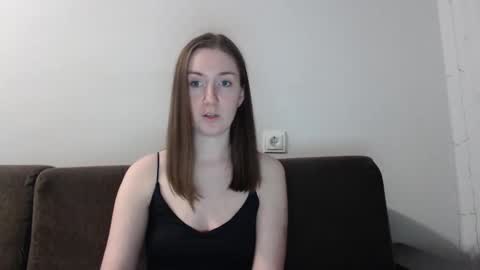 lily_love_x online show from November 18, 12:49 am