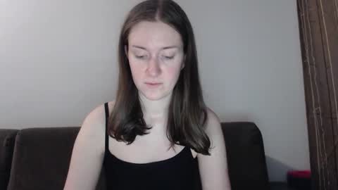 lily_love_x online show from February 4, 2:39 am