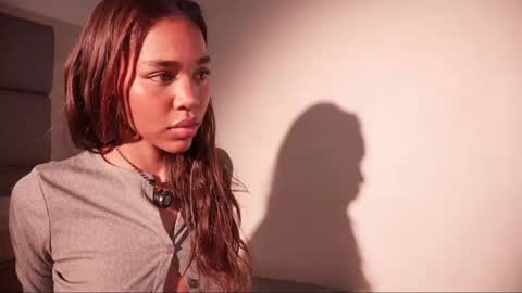 Lily Miiller online show from June 7, 8:12 pm