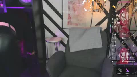 Snapshot of lily_moonlight chatting on May 10, 2:33 pm Lily online show from May 10, 2:33 pm