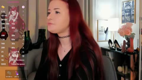 Snapshot of lily_moonlight chatting on May 15, 2:46 pm Lily online show from May 15, 2:46 pm