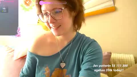 your lilyyyyyyy online show from July 12, 4:25 am